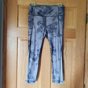 Velocity Gray Tie-Dye Leggings